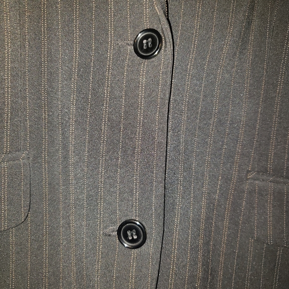 Pin Stripe Blazer Size 12 Petite - Picture 3 of 4